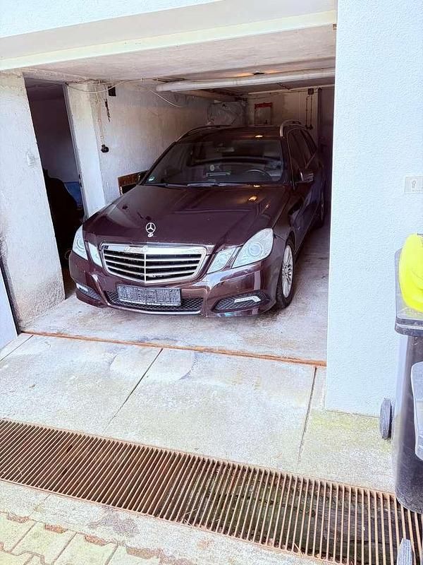 Gebraucht Mercedes E350 AMG line 231 PS (169 kW) 2010 Braun Kombi