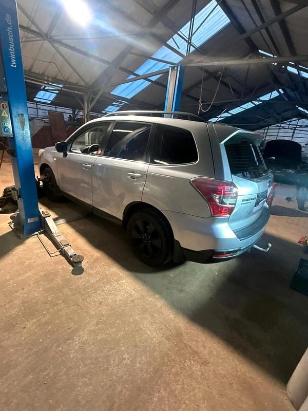 Gebraucht Subaru Forester 147 PS (108 kW) 2013 Silber SUV