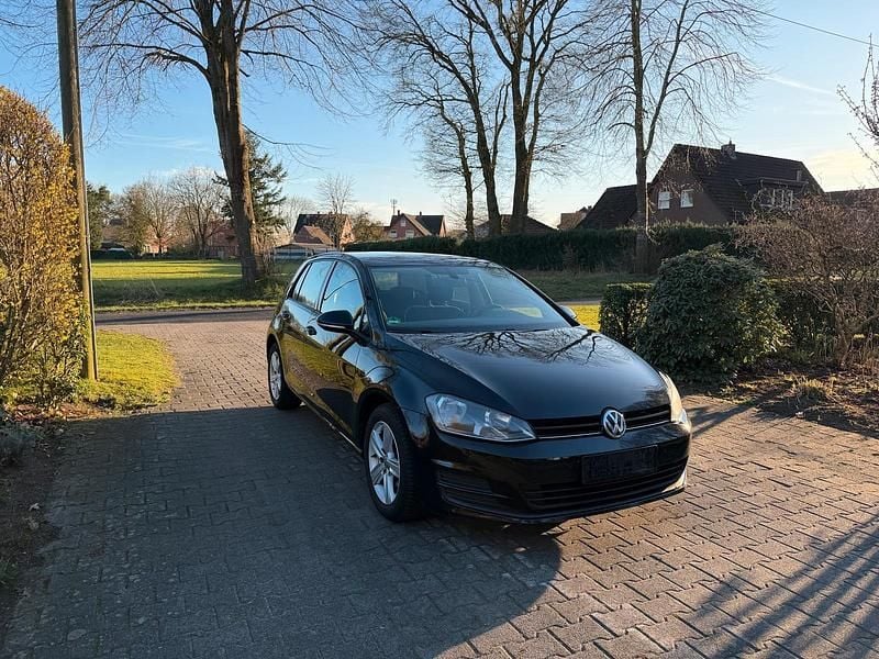 Second-hand VW Golf VII 85 CP (62 kW) 2014 Negru Berlinǎ