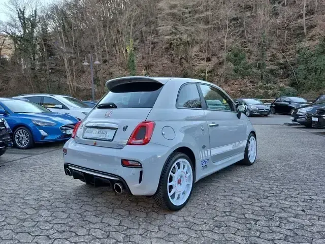 Usado Abarth 595 146 HP (107 kW) 2019 Cinzento Citadino