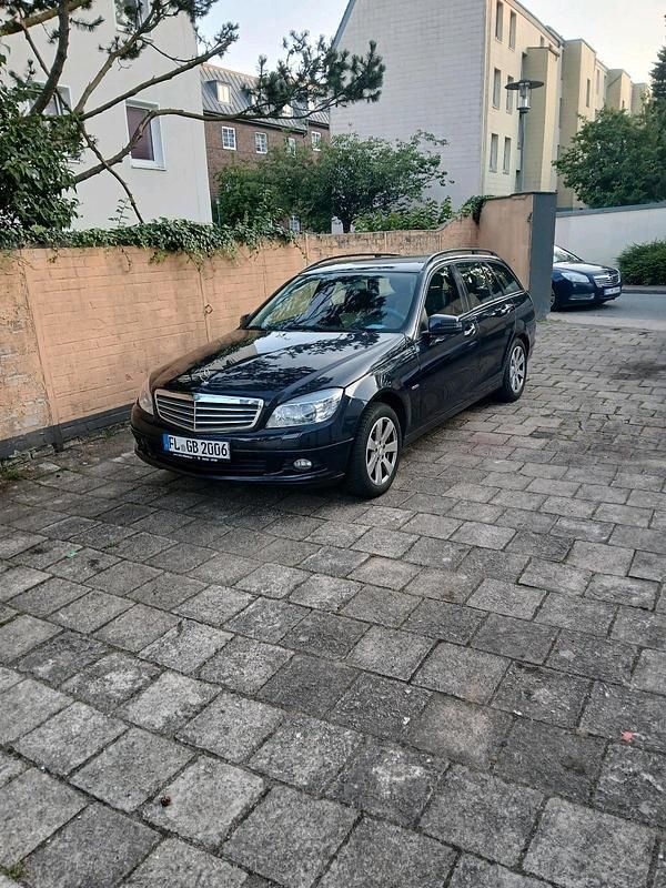 Gebraucht 2010 Mercedes C200 Limousine | 2.900 € (Superpreis) - Bild 1/4