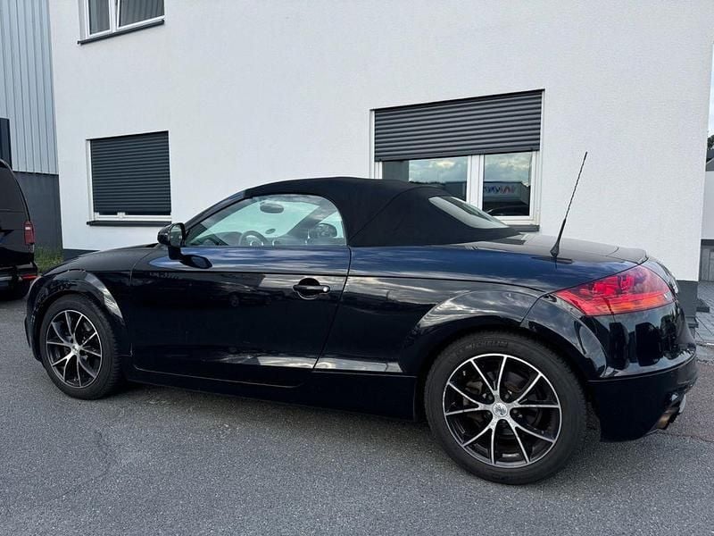 Schwarz Gebraucht 2011 Audi TT Roadster Comfort Cabrio | 10.000 € (Guter Preis) - Bild 1/4