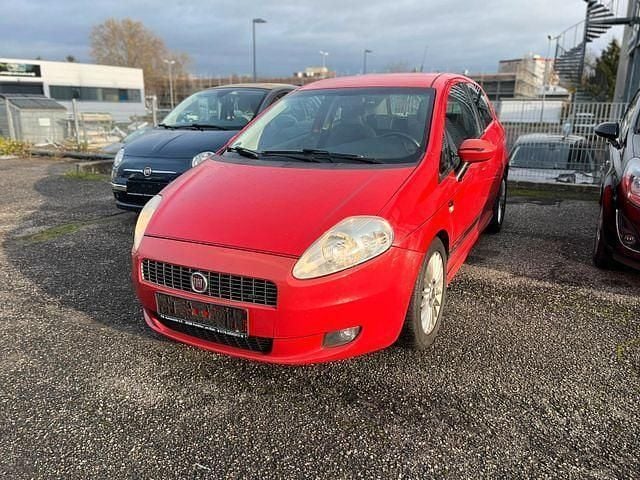 Rot Gebraucht 2008 Fiat Grande Punto Dynamic Kleinwagen | 490 € (Superpreis) - Bild 1/4