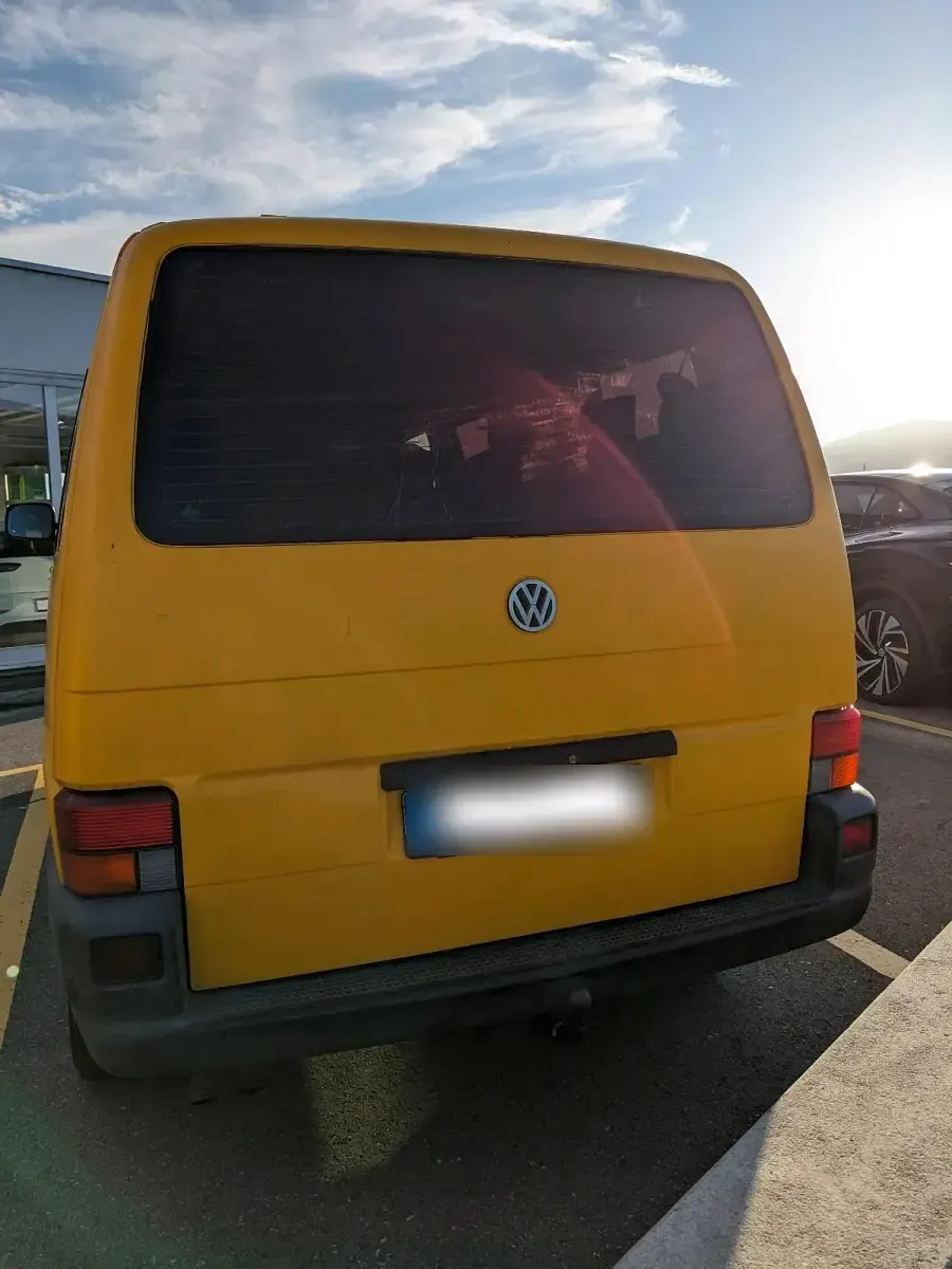 Gebraucht VW Multivan 102 PS (75 kW) 1997 Gelb Van / Kleinbus