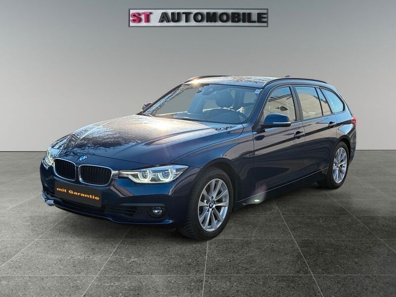 Mediterranblau metallic Gebraucht 2017 BMW 330 Kombi | 11.490 € (Superpreis) - Bild 1/4