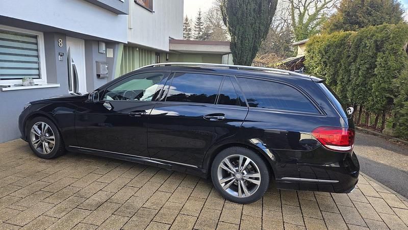 Gebraucht Mercedes E350 Avantgarde 252 PS (185 kW) 2013 Schwarz Kombi
