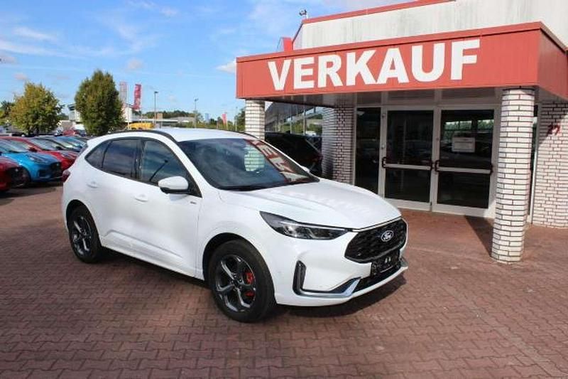 Gebraucht Ford Kuga ST-Line X 243 PS (178 kW) 2024 Frost weiß SUV