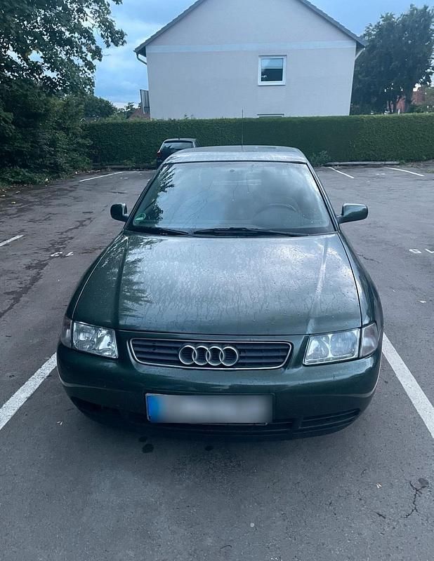 Grün Gebraucht 2001 Audi A3 Limousine | 850 € (Guter Preis) - Bild 1/4