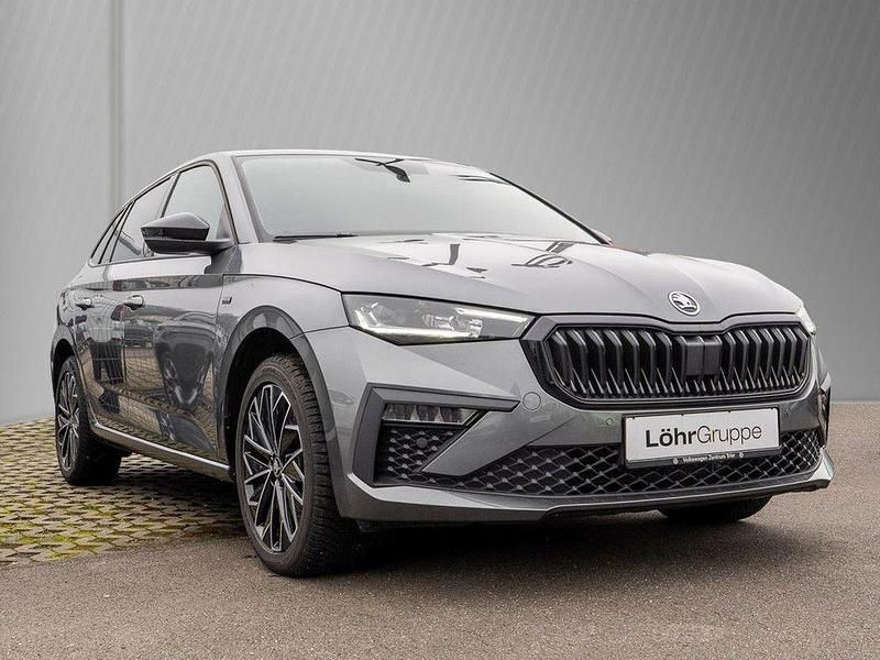 Gebraucht Skoda Scala Selection 95 PS (69 kW) 2025 Graphitegrau metallic Kleinwagen
