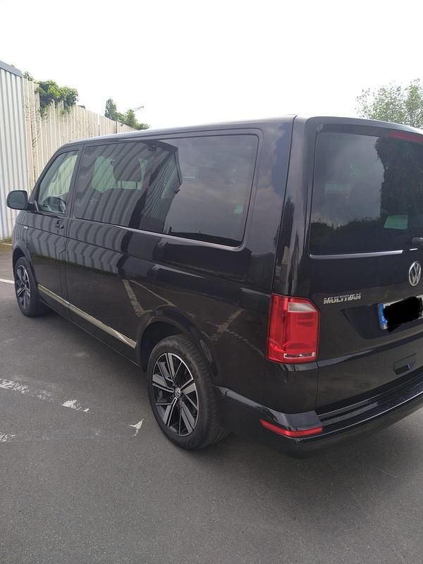 Gebraucht VW Multivan 150 PS (110 kW) 2019 Schwarz Van