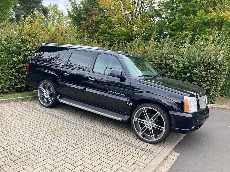Schwarz Gebraucht 2003 Cadillac Escalade SUV | 29.999 € - Bild 1/4