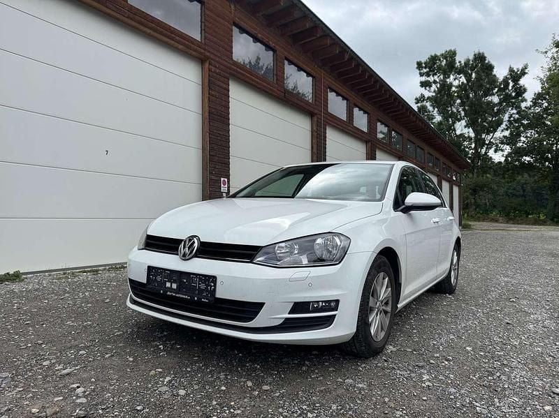 Weiß Gebraucht 2015 VW Golf VII Limousine | 6.999 € (Superpreis) - Bild 1/4
