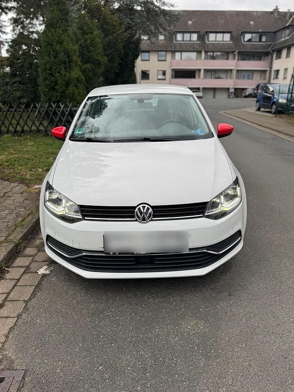Gebraucht VW Polo 90 PS (66 kW) 2017 Weiß Kleinwagen