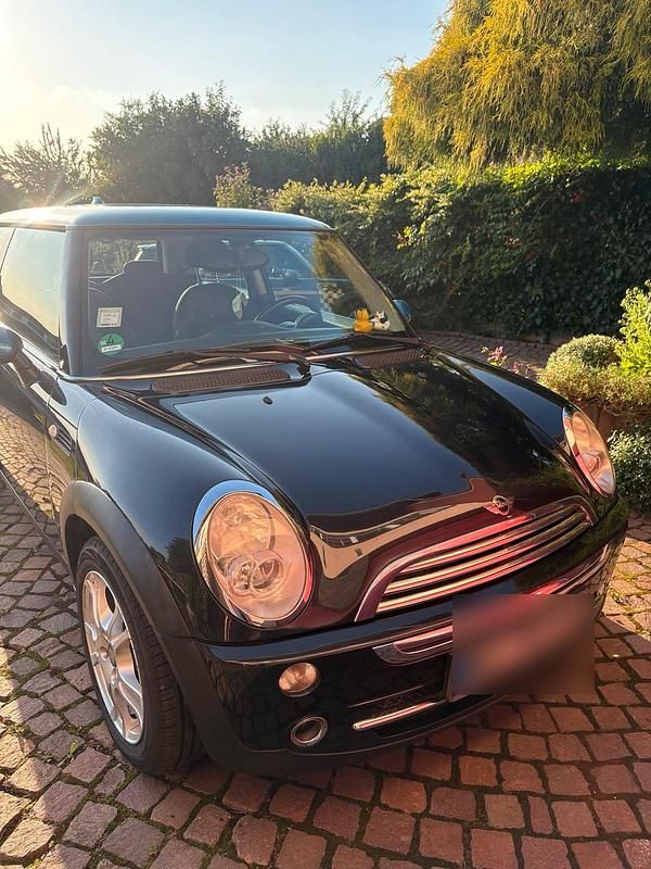 Schwarz Gebraucht 2005 Mini ONE Kleinwagen | 2.500 € (Fairer Preis) - Bild 1/4