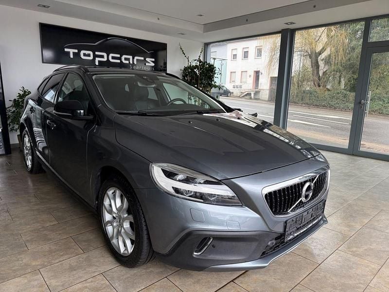 Gebraucht Volvo V40 CC Pro 150 PS (110 kW) 2018 Grau Kombi