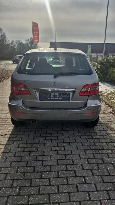 Gebraucht Mercedes B200 136 PS (100 kW) 2008 Grau Van / Kleinbus
