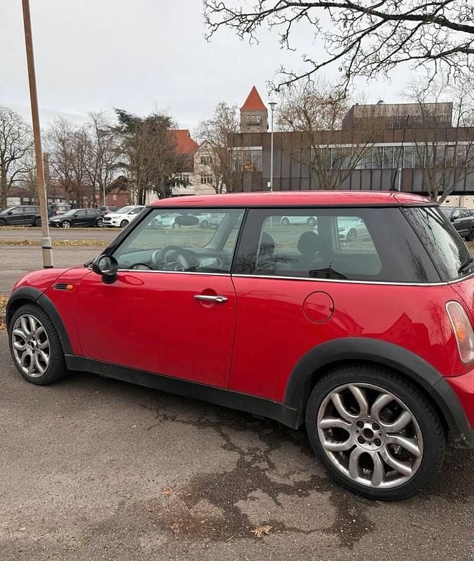 Usata Mini ONE 90 CV (66 kW) 2003 Rosso Utilitaria