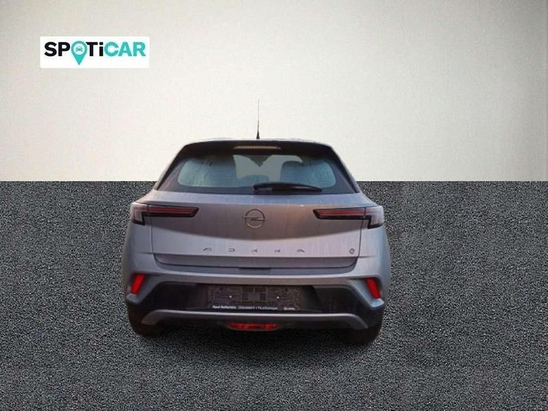 Gebraucht Opel Mokka-e Edition 100 kW (136 PS) 2021 Kontrast grau/quarz silber SUV