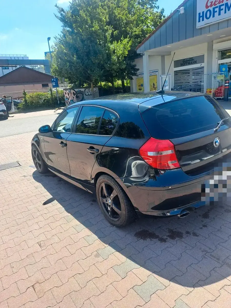 Gebraucht BMW 120 177 PS (130 kW) 2007 Schwarz Kleinwagen