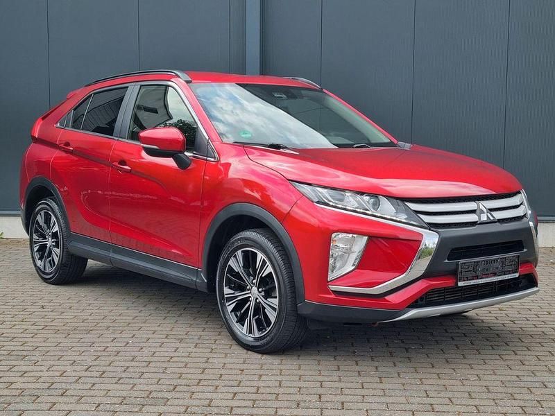 Rot Gebraucht 2019 Mitsubishi Eclipse Cross Active SUV | 13.950 € (Fairer Preis) - Bild 1/4