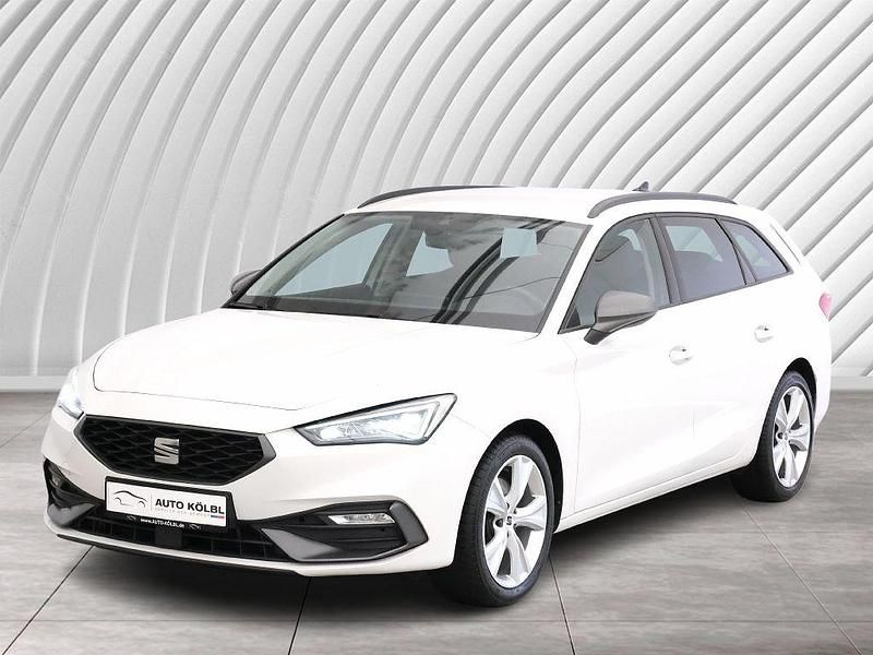 "candy" weiss Gebraucht 2022 Seat Leon FR Kombi | 22.190 € (Fairer Preis) - Bild 1/4