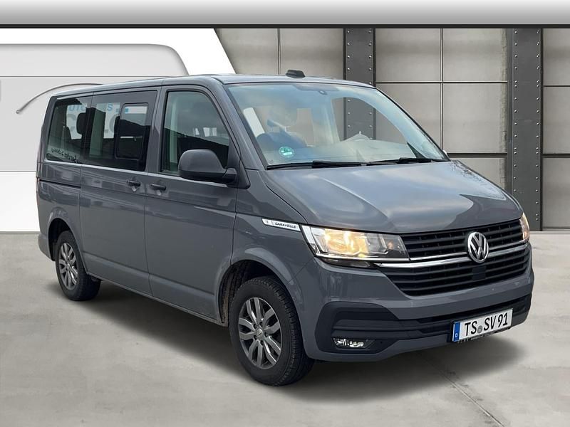 Gebraucht VW Caravelle Trendline 110 PS (80 kW) 2022 Grau Van / Kleinbus