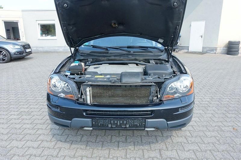 Gebraucht Volvo XC90 Momentum 185 PS (136 kW) 2006 Schwarz SUV