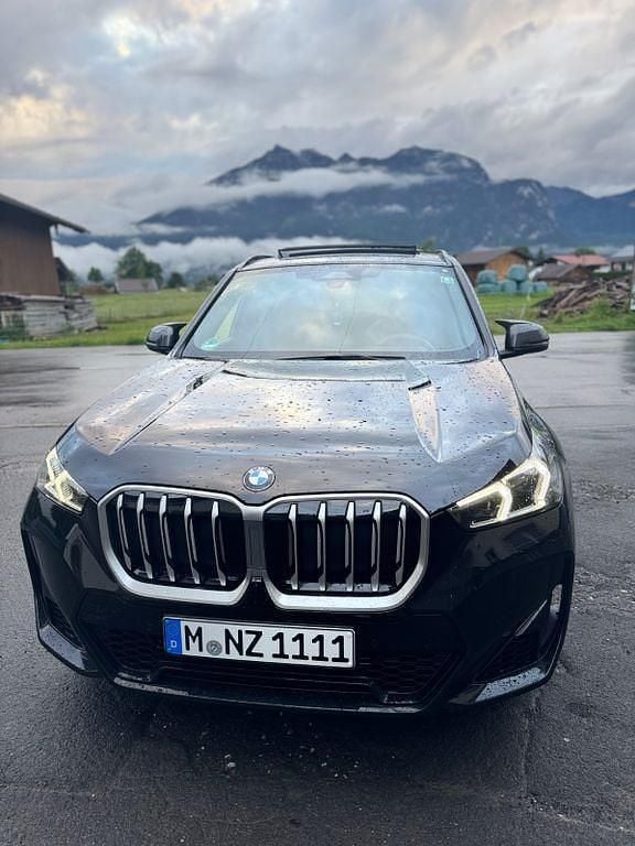 Schwarz Gebraucht 2025 BMW X1 M Sport SUV | 48.500 € (Guter Preis) - Bild 1/3