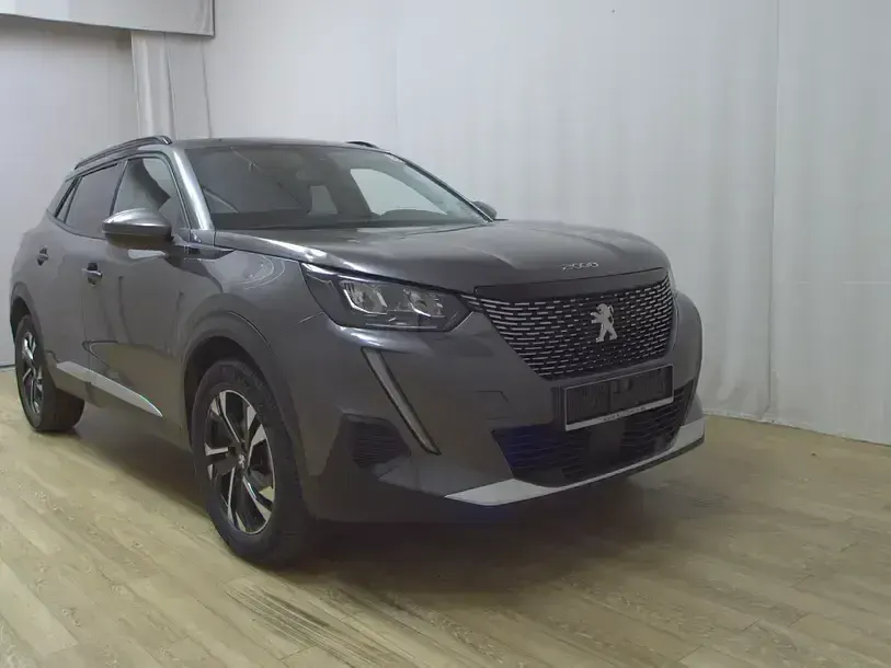 Gebraucht Peugeot 2008 Allure 131 PS (96 kW) 2021 Platinum grau metallic SUV