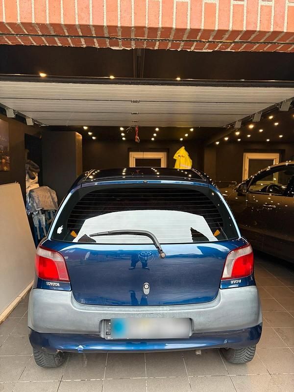 Gebraucht Toyota Yaris 69 PS (50 kW) 2002 Blau Kleinwagen