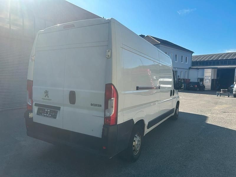 Gebraucht Peugeot Boxer 121 PS (88 kW) 2020 Van