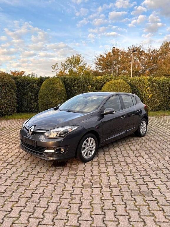 Grau Gebraucht 2014 Renault Mégane Initiale Paris Limousine | 3.500 € (Superpreis) - Bild 1/2