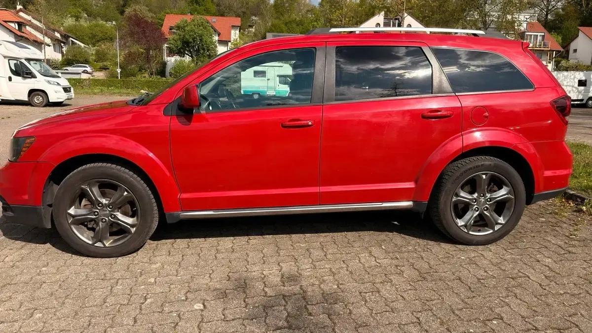 Używany Dodge Journey 170 KM (125 kW) 2015 Czerwony SUV