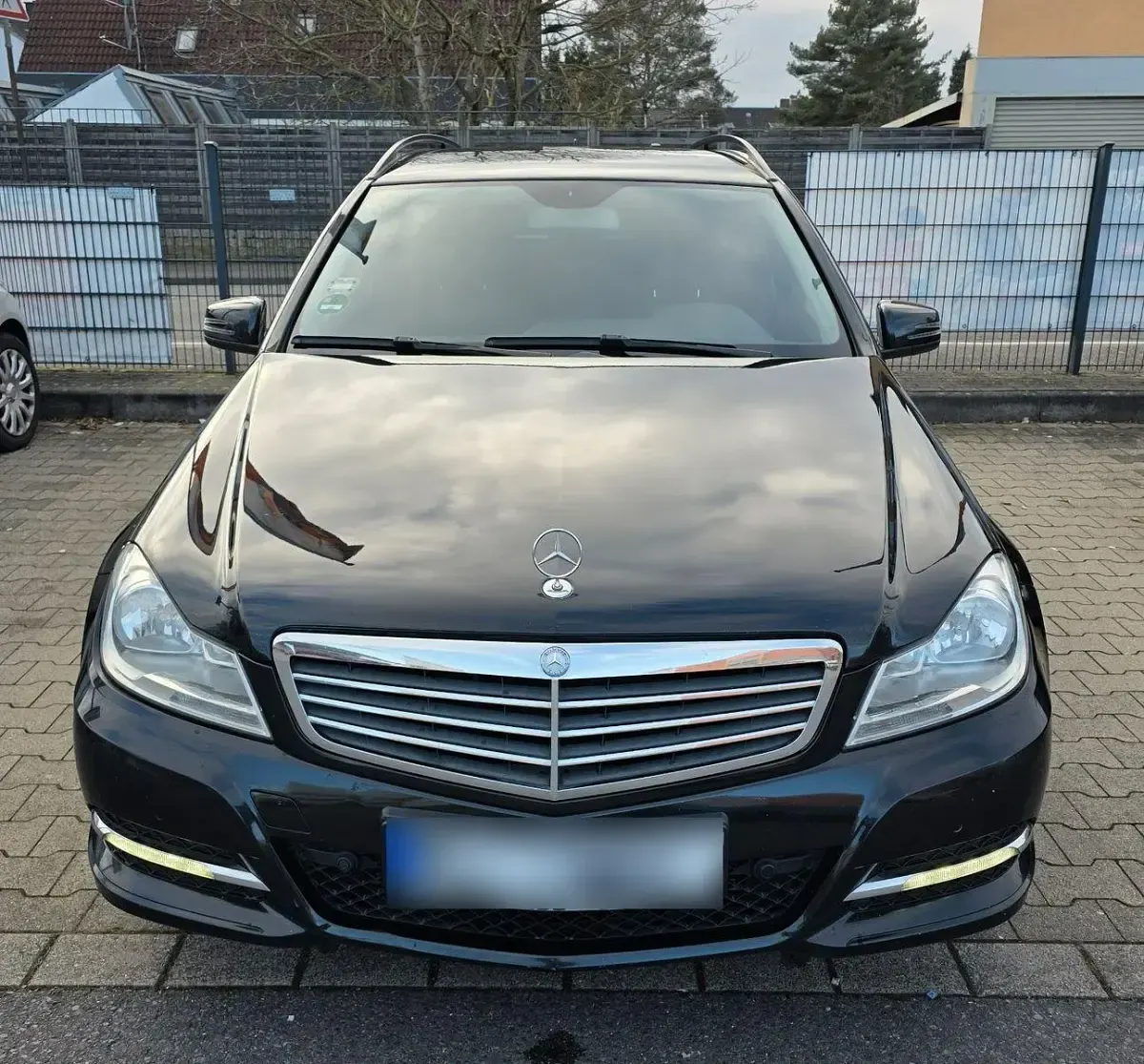 Gebraucht Mercedes C220 170 PS (125 kW) 2013 Schwarz Kombi
