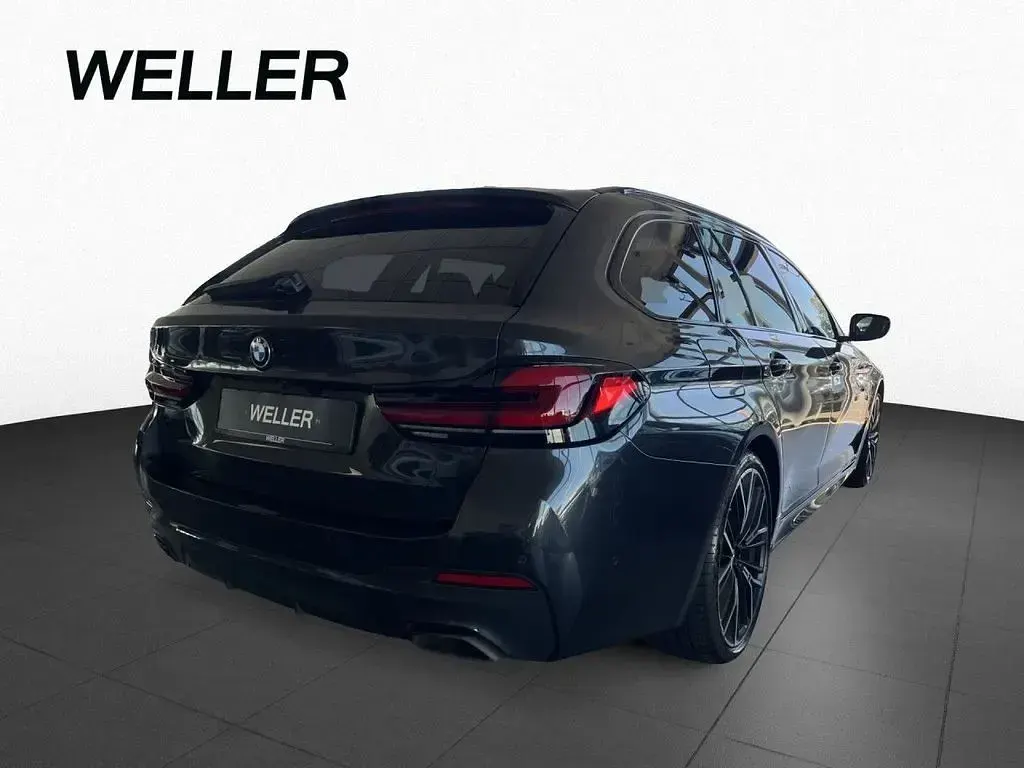 Gebraucht BMW 540 M Sport 340 PS (250 kW) 2023 Grau Kombi