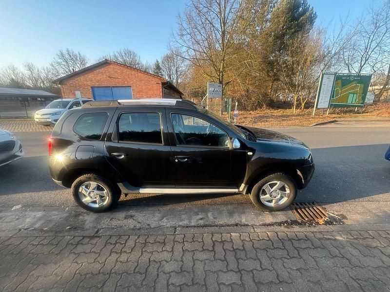 Gebraucht Dacia Duster 105 PS (77 kW) 2012 Schwarz SUV