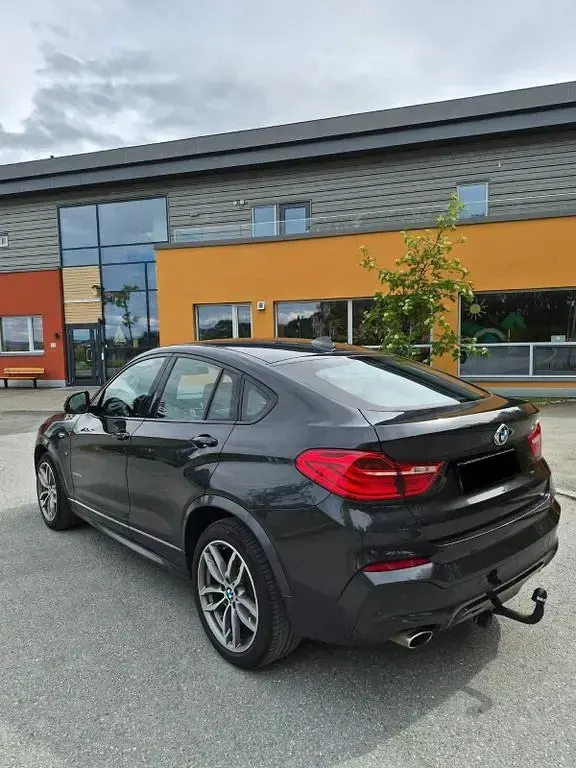 Gebraucht BMW X4 M Sport 190 PS (139 kW) 2016 Grau SUV