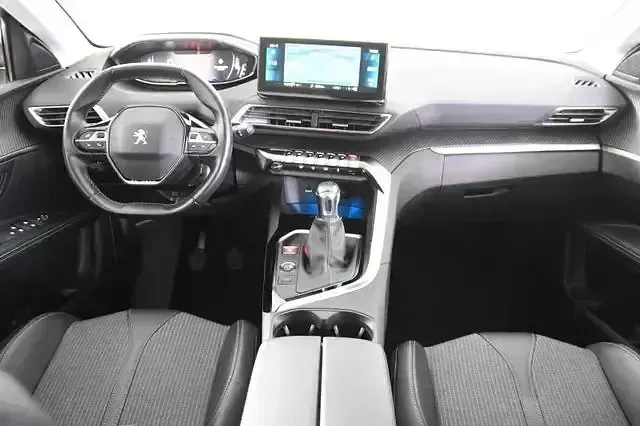 Gebraucht Peugeot 5008 Allure 131 PS (96 kW) 2021 Grau SUV