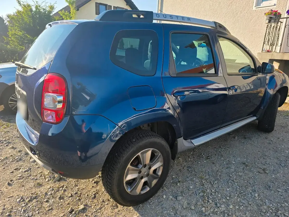 Gebraucht Dacia Duster 116 PS (85 kW) 2015 Blau SUV