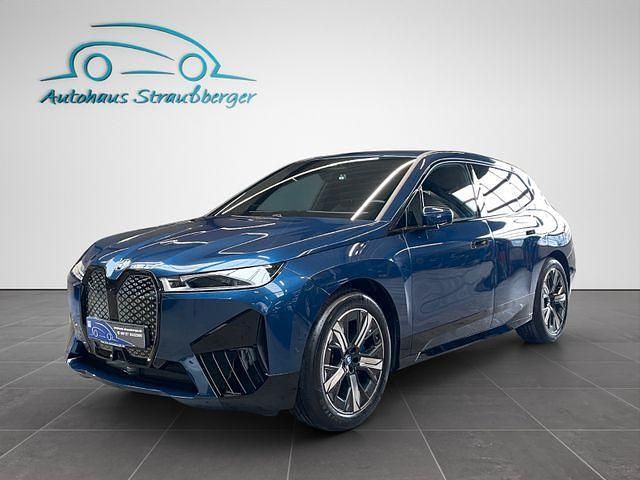 Gebraucht BMW iX 250 kW (340 PS) 2024 Blaukeine angabe SUV