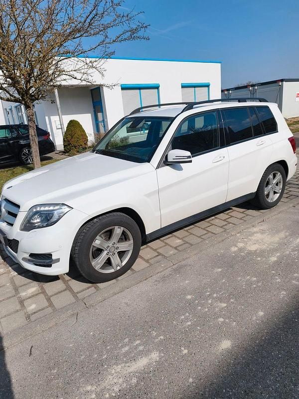Gebraucht Mercedes GLK220 170 PS (125 kW) 2015 Weiß SUV