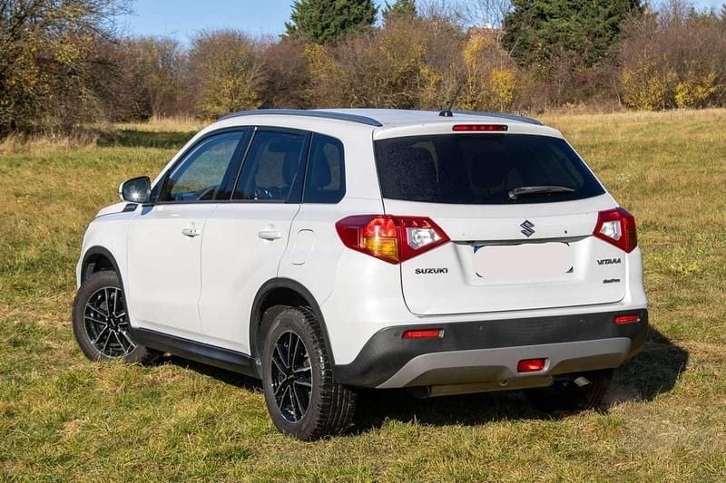 Gebraucht Suzuki Vitara Comfort 120 PS (88 kW) 2018 Weiß SUV