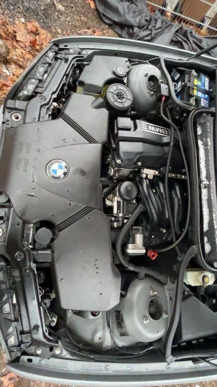 Grau Gebraucht 2004 BMW 316 Exclusive Limousine | 1.000 € (Superpreis) - Bild 1/4