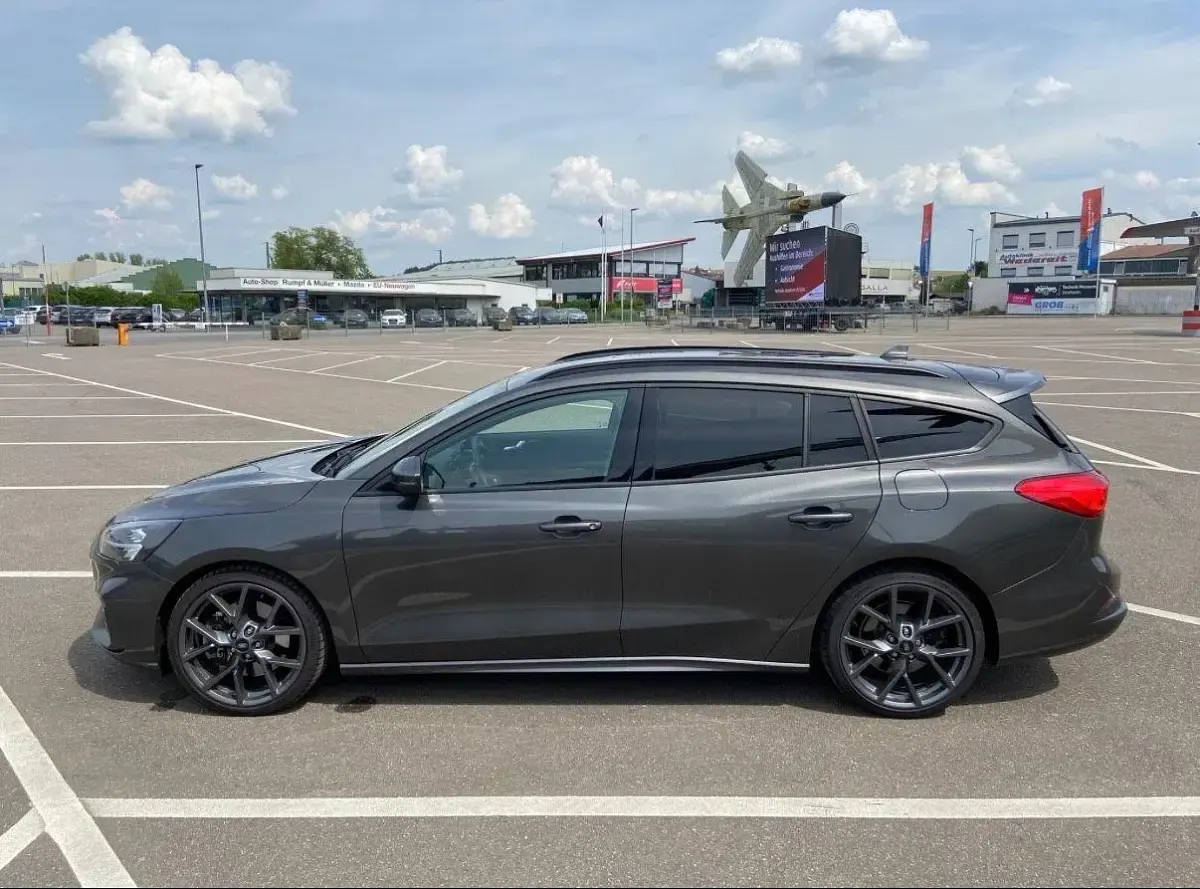 Gebraucht Ford Focus ST 280 PS (205 kW) 2020 Grau Kombi