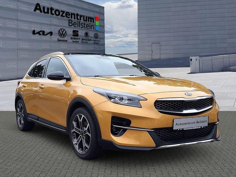 Gebraucht Kia XCeed Launch Edition 140 PS (102 kW) 2020 Quantum yellow SUV