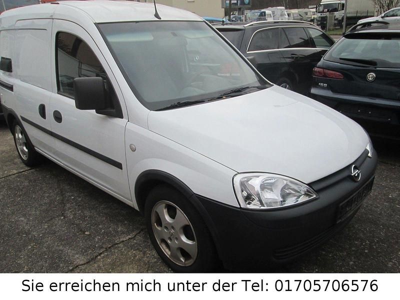 Second-hand Opel Combo 94 CP (69 kW) 2011 Alb Monovolum