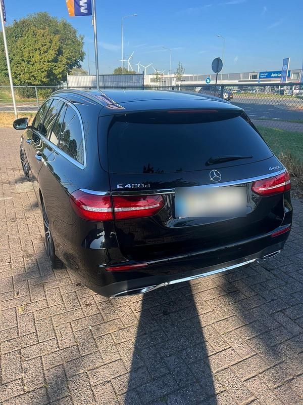 Gebraucht Mercedes E400 AMG line 340 PS (250 kW) 2018 Schwarz Kombi