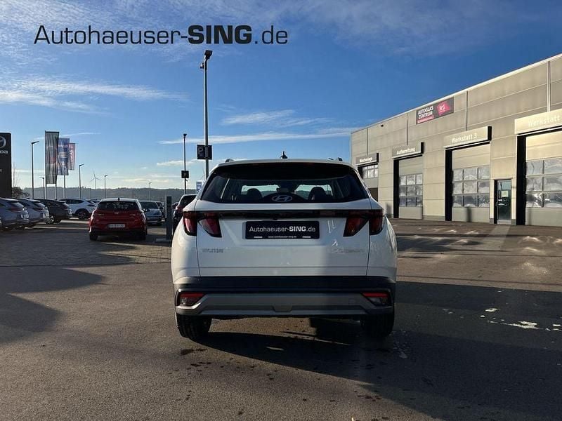 Neu Hyundai Tucson 160 PS (117 kW) 2025 Atlas white SUV