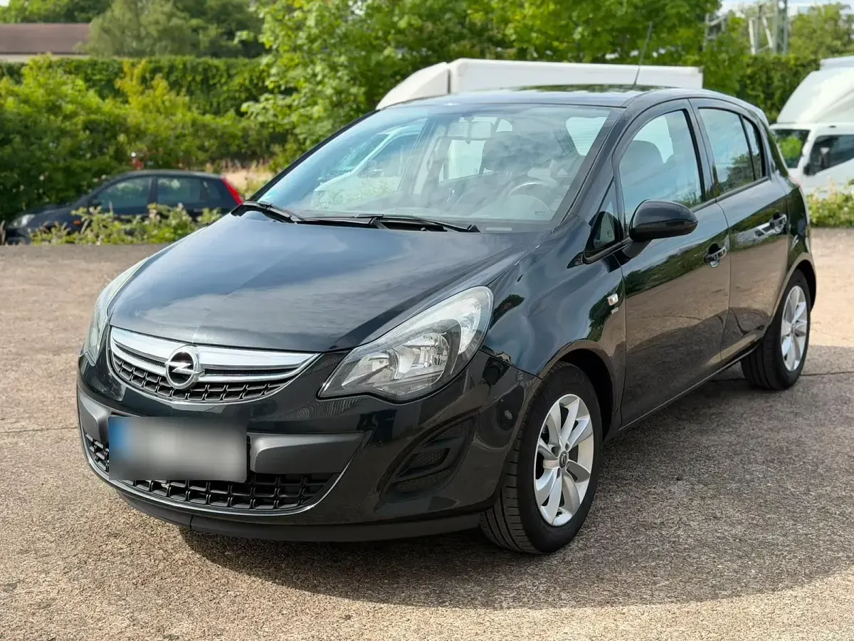 Gebraucht Opel Corsa 86 PS (63 kW) 2014 Schwarz Kleinwagen