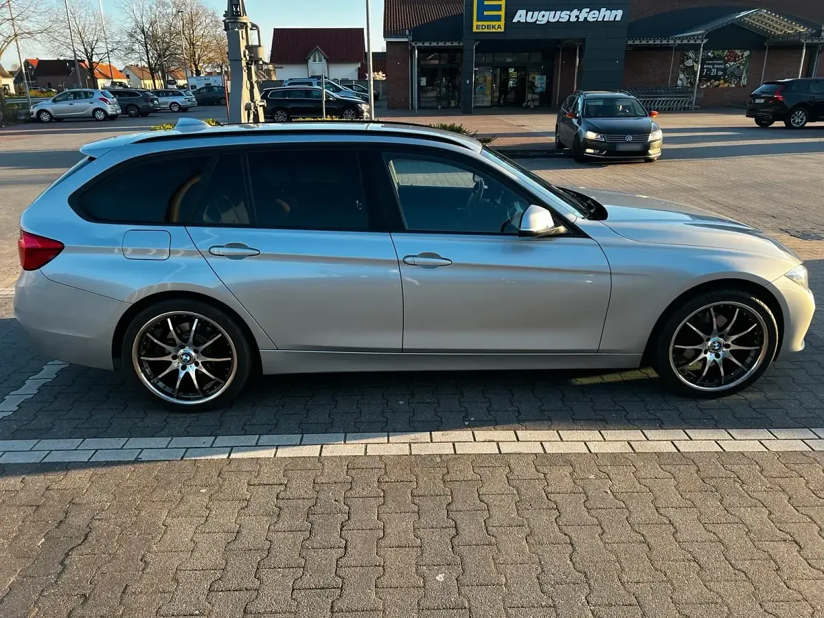 Usata BMW 318 150 CV (110 kW) 2017 Argento Station wagon